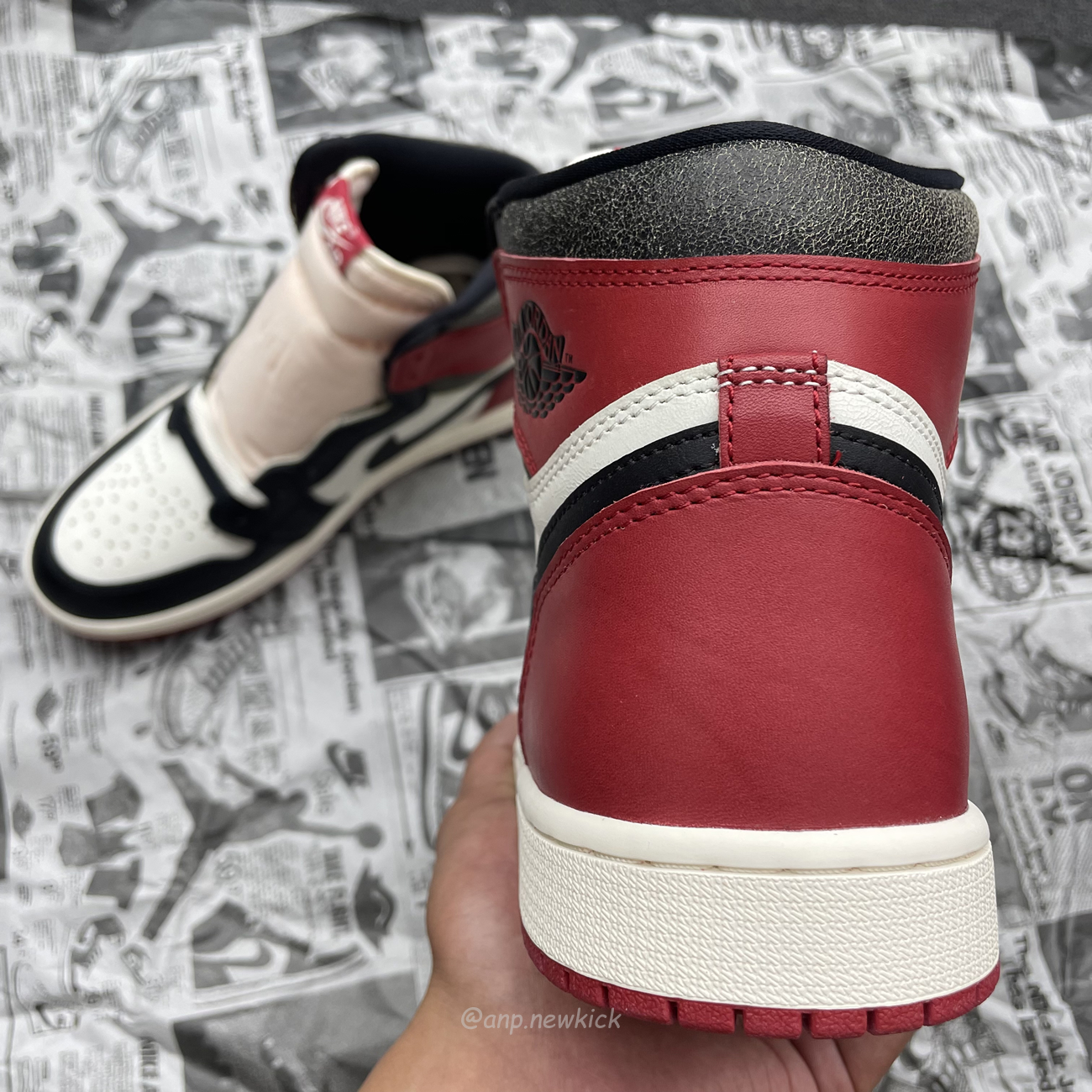 Air Jordan 1 Retro High Og Black Toe Chicago (9) - newkick.cc